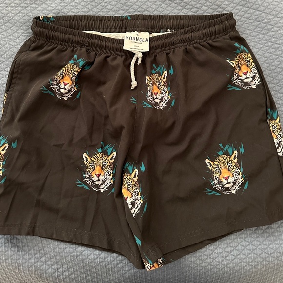 New no tags Large Youngla - Picture 1 of 2